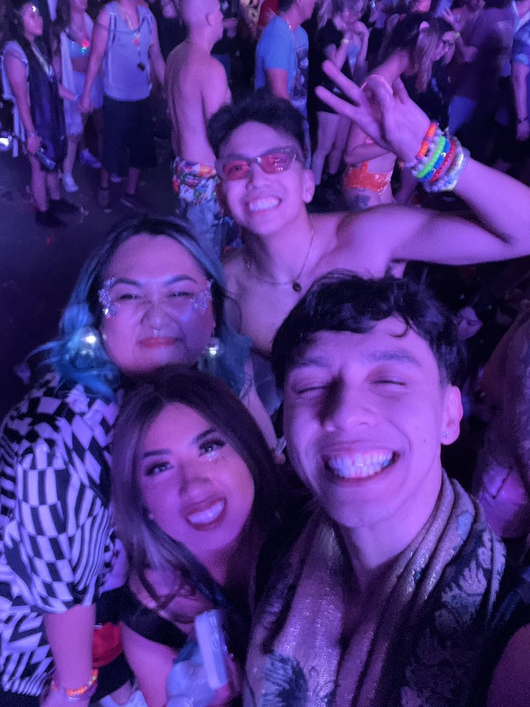 juanchella's tweet photo. YO ima drop these here 🫶🏽 https://t.co/M7dFC4zPZy