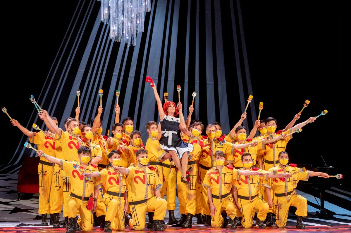 OperaDynamic's tweet image. 🌟New review🌟#Donizetti: La Fille du régiment 
‘… Spanish light lyric soprano 
@SaraBlanch_SB
 is a super Marie, throwing herself into the tomboy role with enthusiasm and bright, silvery tone… .’ -  
@GramophoneMag 
 
Full review: bit.ly/3C40Dka