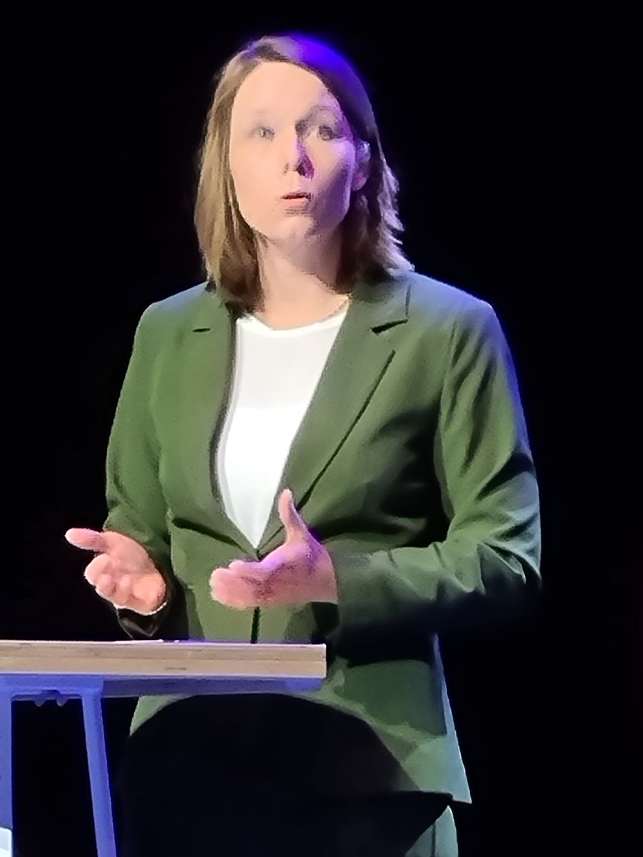 MirjamNelisse's tweet photo. @IPO_Provincies #ipocongres in Tilburg met @HankeBruinsSlot, @CdKBrabant en @JaapSmitCdK!
Over het belang van de provincies in de ruimtelijke puzzel. Of dat nu gaat om wonen, werken, bereikbaarheid, stikstof of energie. https://t.co/VkNmJFXxCl