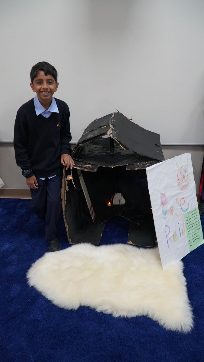 AIS_Grade6's tweet photo. Some spectacular Vikings Exhibits from #AISGrade6 students. #AISPrimarySch https://t.co/LvkS6aWopR