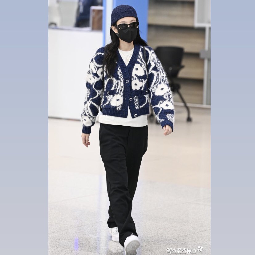 This is Jennie                                  This is also Jennie