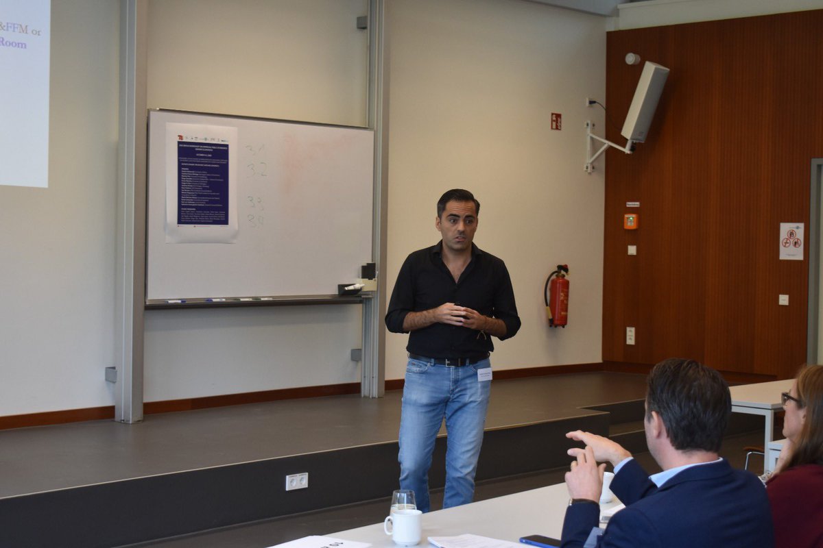 steinhardt_max's tweet photo. Great presentations by  @r_renke  @Holger1380 @Geraldes_Diogo and #Catalina_Franco at the fifth session of the #BerlinGenderEcon22 workshop! 

#EconTwitter @BSE_Berlin @JFKI_Econ https://t.co/UIvmBtgJA5
