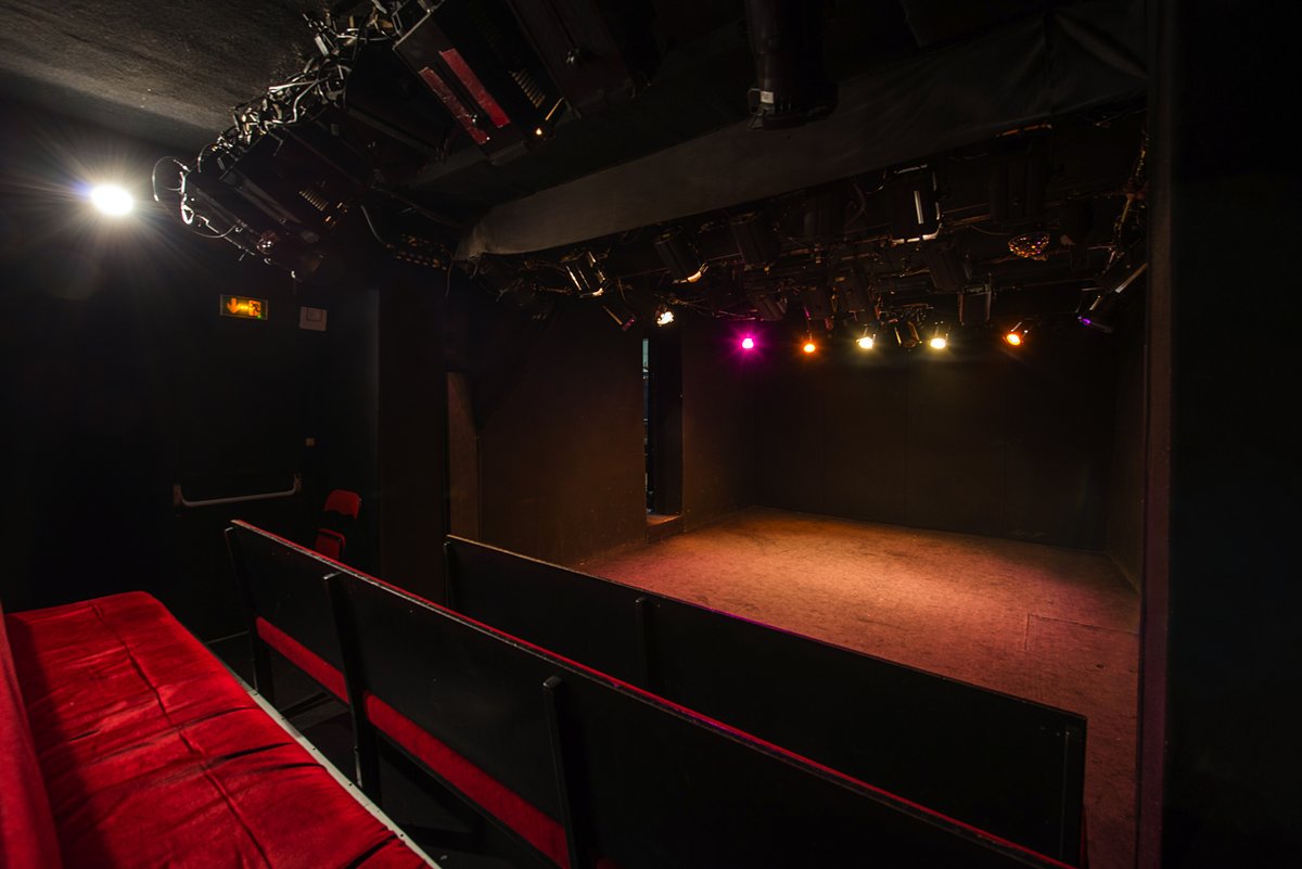 Nos 3 productions toujours à l'affiche ! VAN GOGH : Deux frères pour une vie, Olympe de Gouges, Une Vie.
#spectacle #théâtre #paris #paris14 #culture  #spectaclevivant #femmes #octobre #vangogh #peinture #olympedegouges #maupassant #tableaux #19eme #art #news #news #show