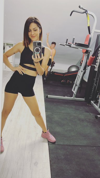 💙 Entrenamos con mami!   ▶️ https://t.co/KFYOTO4ucX https://t.co/S8kIkerEa9<a href="/tag/iloveyou"class="tags"><span>#iloveyou</span></a>