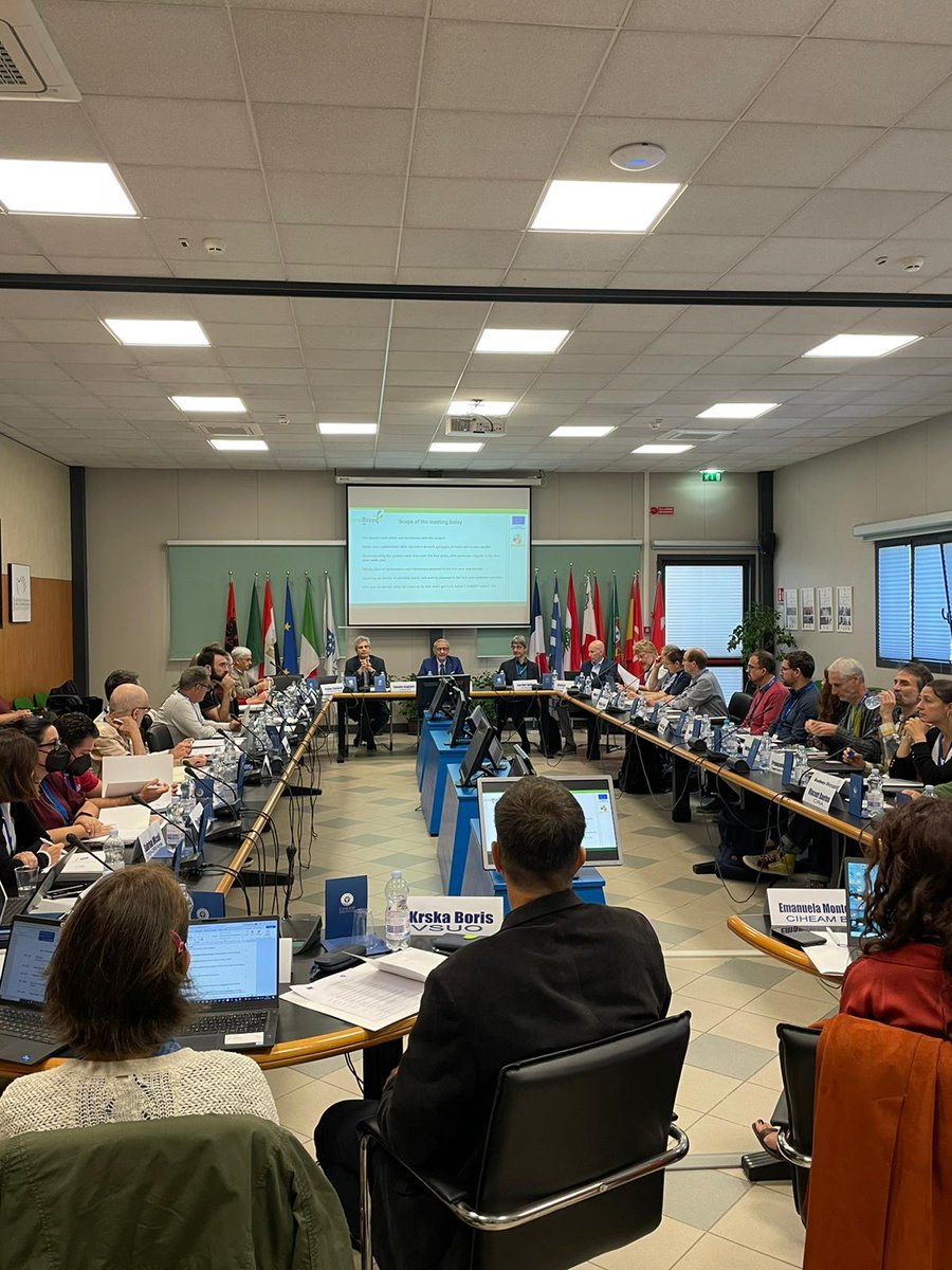 CIHEAMBari's tweet photo. Kick-off at #CIHEAMBari today of Innovative Organic Fruit Breeding & uses #InnOBreed, funded by @HorizonEU, focused on #fruitbreeding, aims to provide #smartsolutions & #innovations for a better & sustainable development of the #organicfruitsector.
👉https://t.co/4HFLfDriaK https://t.co/Emn0YBXV8v