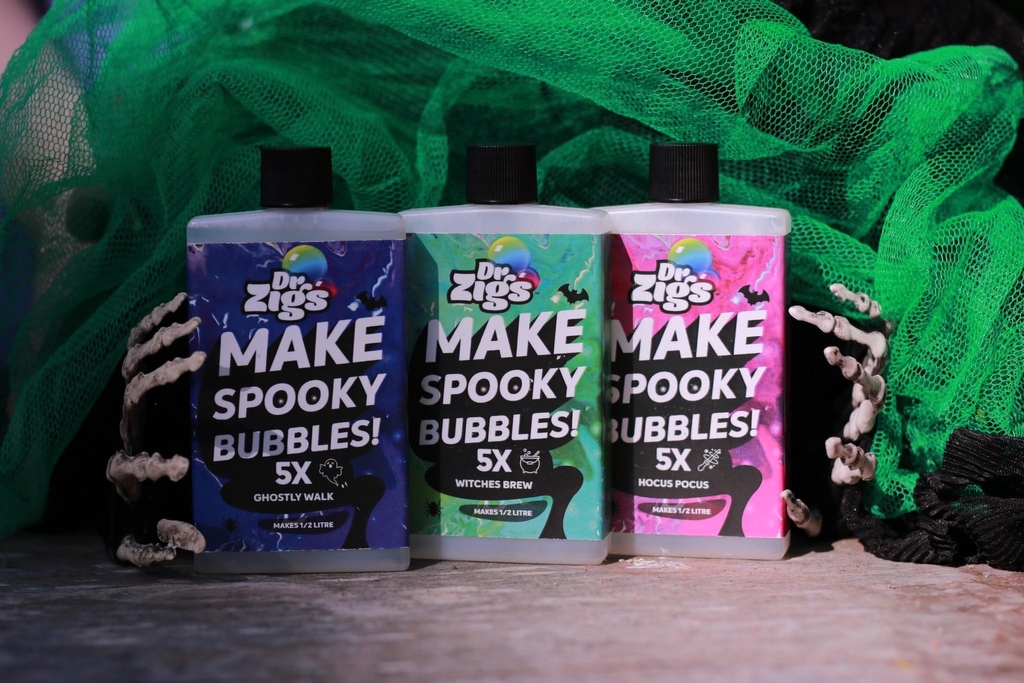 DrZigs's tweet photo. Good morning Bubblers! Did you know our Scented Mixes are great for Sensory Play?!
Which Scent would you try first?
💚 Witches Brew
💙 Ghostly Walk
💜 Hocus Pocus
Let us know in the comments ☺️
Find our super popular Hallowe’en Trio here ⤵️
https://t.co/kAkR1Z4IoS
#drzigs https://t.co/qPctVd6DkT