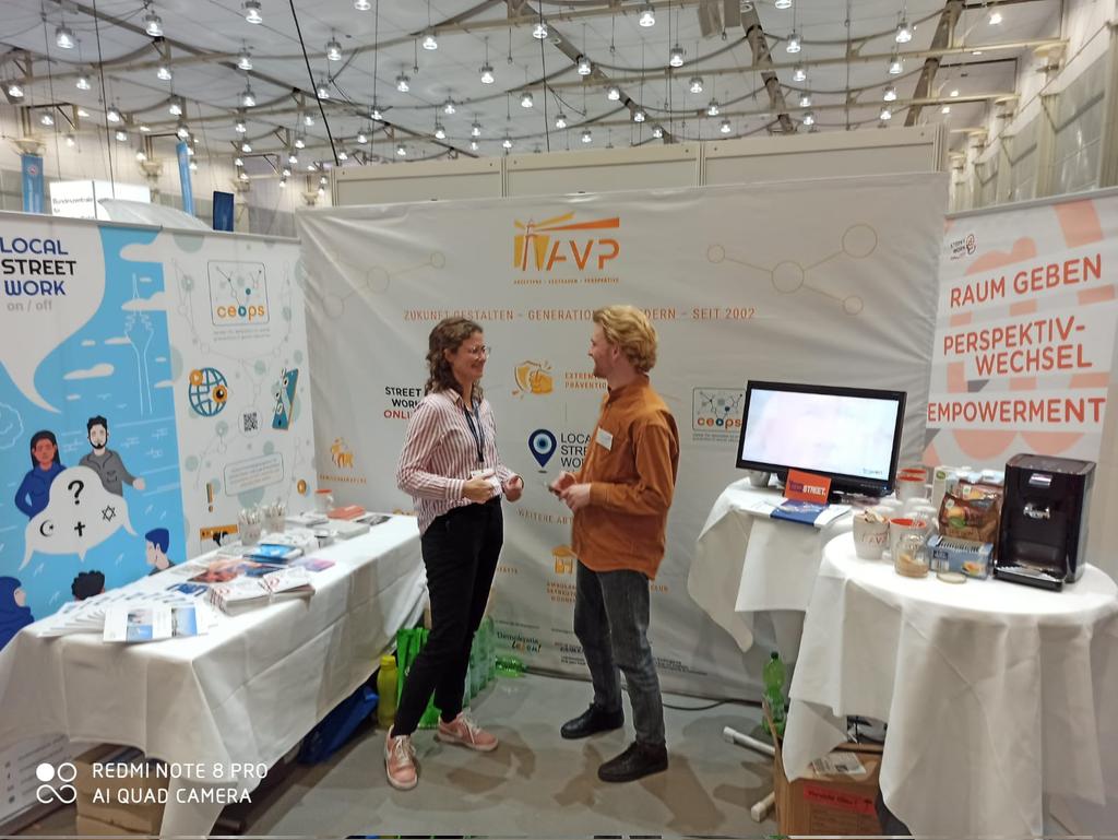 streetwork_On's tweet photo. Heute Tag Zwei @praeventionstag ! Kommt sehr gerne bei uns und @ceops_online und local streetwork on/off auf einen Kaffee und ein nettes Gespräch vorbei...
#onlinestreetwork #socialmedia #radikalisierungsprävention https://t.co/sqrT4Fkq3f