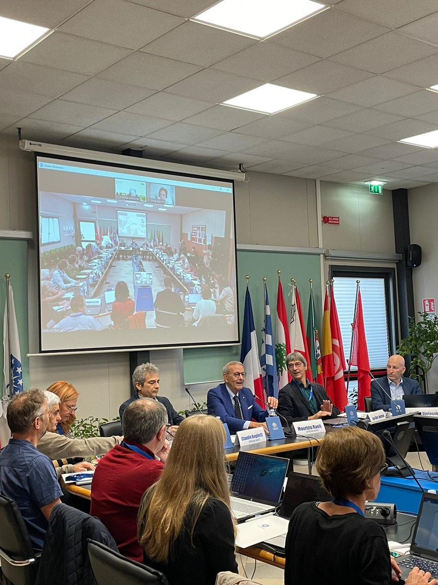CIHEAMBari's tweet photo. Kick-off at #CIHEAMBari today of Innovative Organic Fruit Breeding & uses #InnOBreed, funded by @HorizonEU, focused on #fruitbreeding, aims to provide #smartsolutions & #innovations for a better & sustainable development of the #organicfruitsector.
👉https://t.co/4HFLfDriaK https://t.co/Emn0YBXV8v