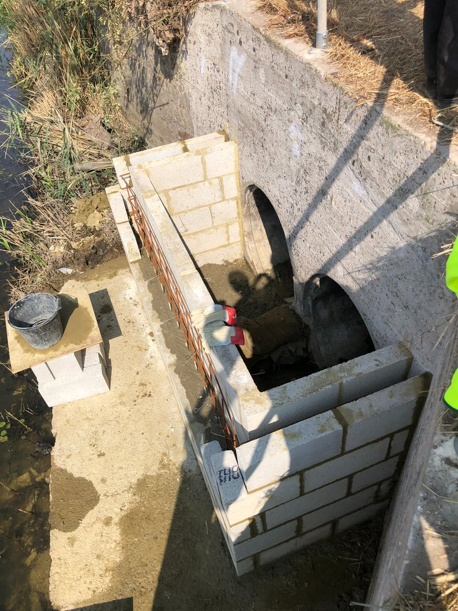DeTom48's tweet photo. #RotherFieldTeam backfilled two disused culvert pipes that run under #MilitaryRoad #Playden
@EnvAgencySE @RotherDC @RMCPnews @KentHighways https://t.co/oZEmtlMq1E