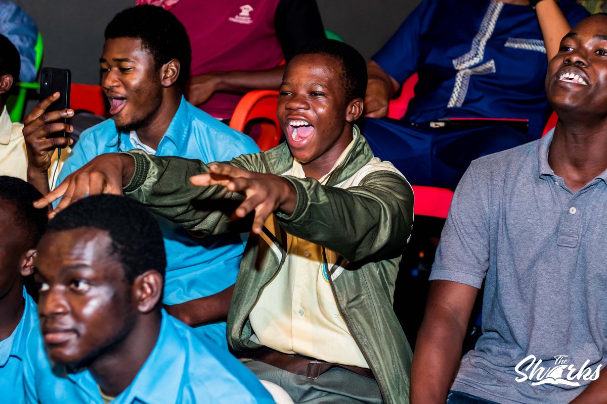 thesharksquiz's tweet photo. What a contest!
At the end of the contest
St. Peter's SHS 130
Presec Legon 115

#TheSharks
#Sharks5Final https://t.co/wdjUY8LPMe