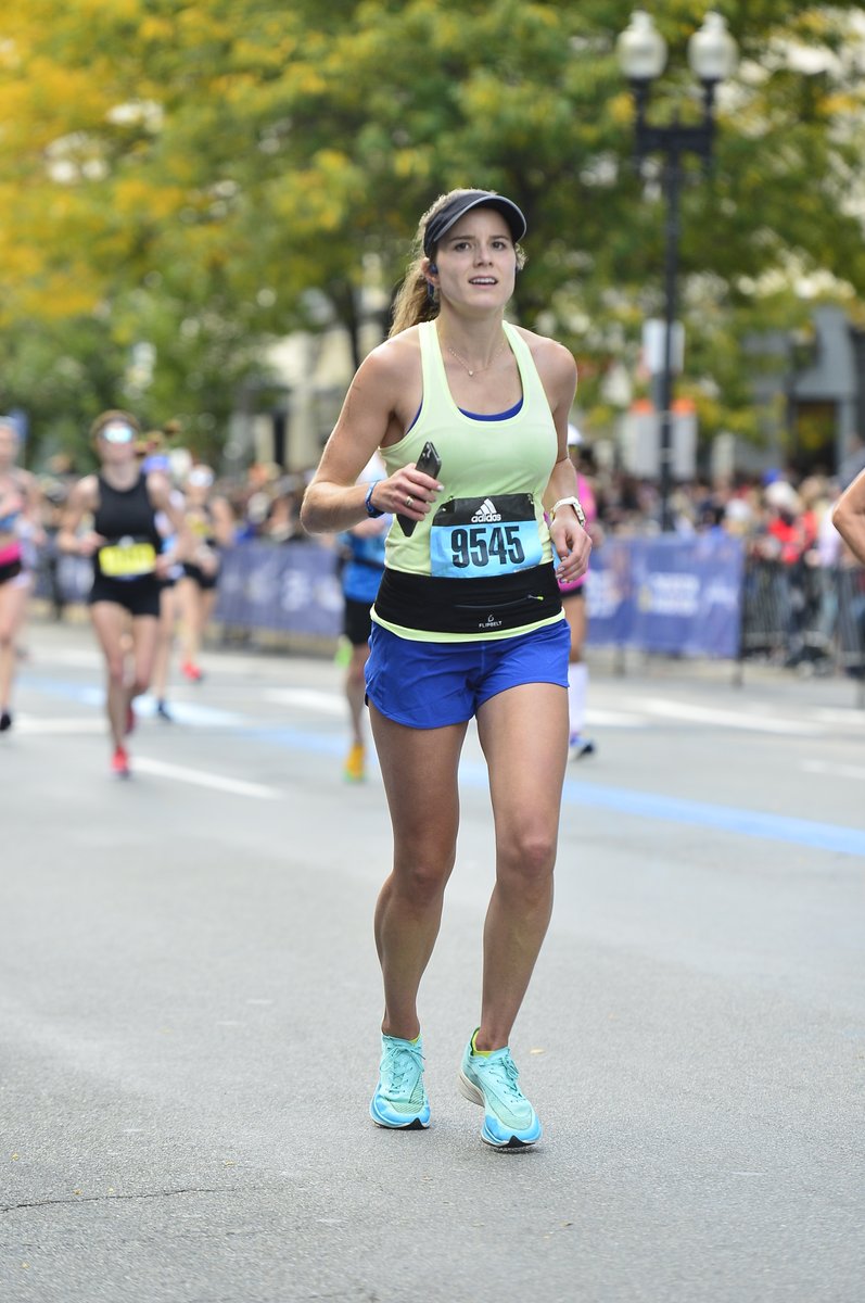 bostonmarathon's tweet photo. After losing her husband in 2018, Lauren became a widow at the age of 27 with 2 children &amp; a 3rd on the way. Feeling like she’d lost herself, Lauren set a goal of earning a BQ &amp; one day competing in the #BostonMarathon. Lauren began training daily &amp; she achieved her goal in 2020. https://t.co/fTfXQP8YcM