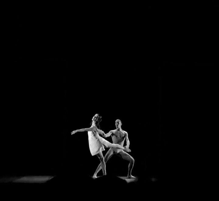 ani_r_bas's tweet photo. Arte maestria sapienza https://t.co/4f6gwLPxuu