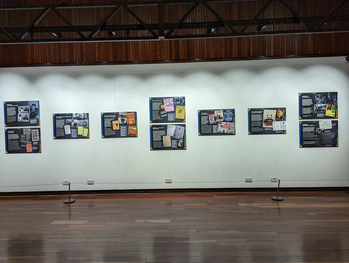 It was brilliant to start setting up the Scotland, Global Solidarity and Mandela exhibition in @dundeeuni Tower Foyer with @UoD_Museums. The boards and various anti-apartheid artifacts from South Africa and the UK will be on display until 16 December!