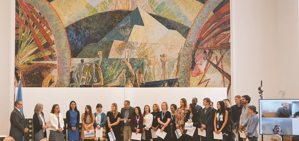 UNGeneva's tweet image. And it's a wrap!

5 years
250 terabytes of data 
250,000 pieces of metadata
14,200,000 pages digitized

LONTAD, or "Total Digital Access to the League of Nations Archives", is coming to a close. An impressive work by @UNOGLibrary and partners! 👏🏽
➡️ archives.ungeneva.org