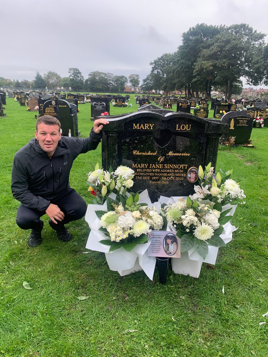 BriWonton82's tweet photo. 12 years today mum luv an miss u always ❤️🙏🌷x https://t.co/6H2cZqrOu3