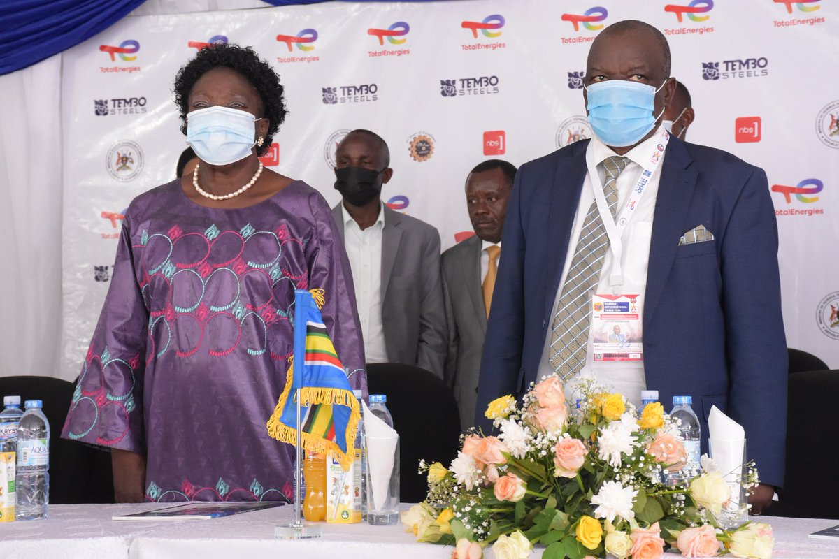 YekoyadaUG's tweet photo. The 1st Deputy Prime Minister and Minister for East African Community Affairs @RebeccaKadagaUG has requested @UG_Airlines to increase cargo flights to help Ugandan traders within the region.
She was speaking at the official opening of the #UgTradeFair22
#UGScienceWeek22 https://t.co/tAmdfS8LRd