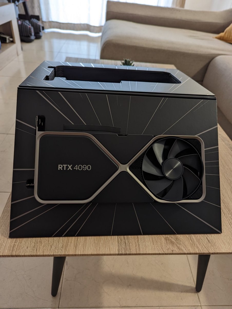EvilAFM's tweet photo. No quiero dar envidia pero tengo esto por casa. Vosotros qué tal. https://t.co/BkRzUmPWUL