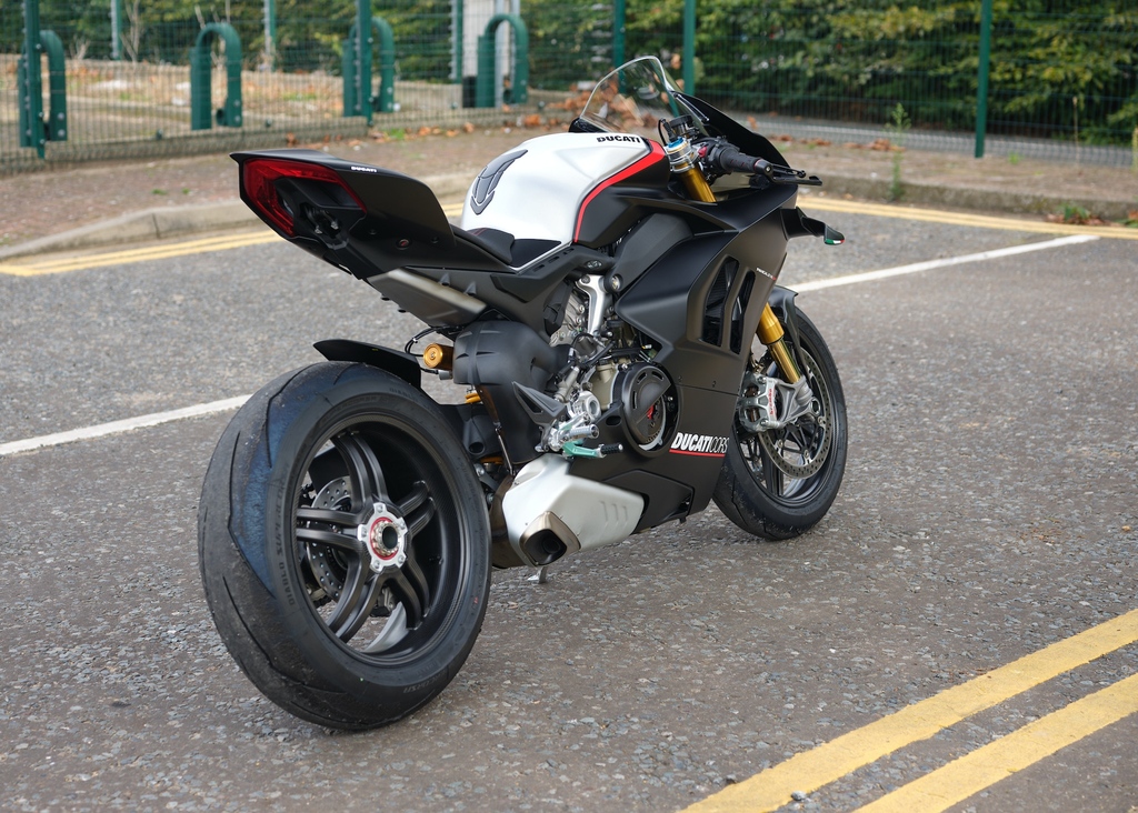 collectingcars_'s tweet photo. SOLD on Collecting Cars for £27,250!
2021 DUCATI PANIGALE V4 SP - 146 MILES
Details: https://t.co/tC8LxIlQbc
#CollectingCars #Ducati #Panigale #V4SP https://t.co/IoVaHFLWND