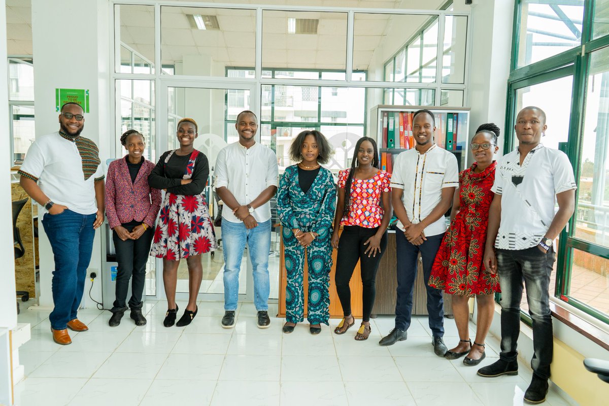 synnefa_KE's tweet photo. There's something about African attire!

Since it's #CustomerServiceWeek, we tried this look and none disappointed. The team leader had to lead by example. Good job @taitangetich 👏🏾 https://t.co/v7pHXFxAce