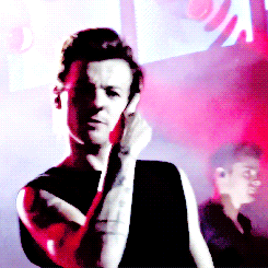 hourly prince louis (@hourlyprincelou) on Twitter photo 
