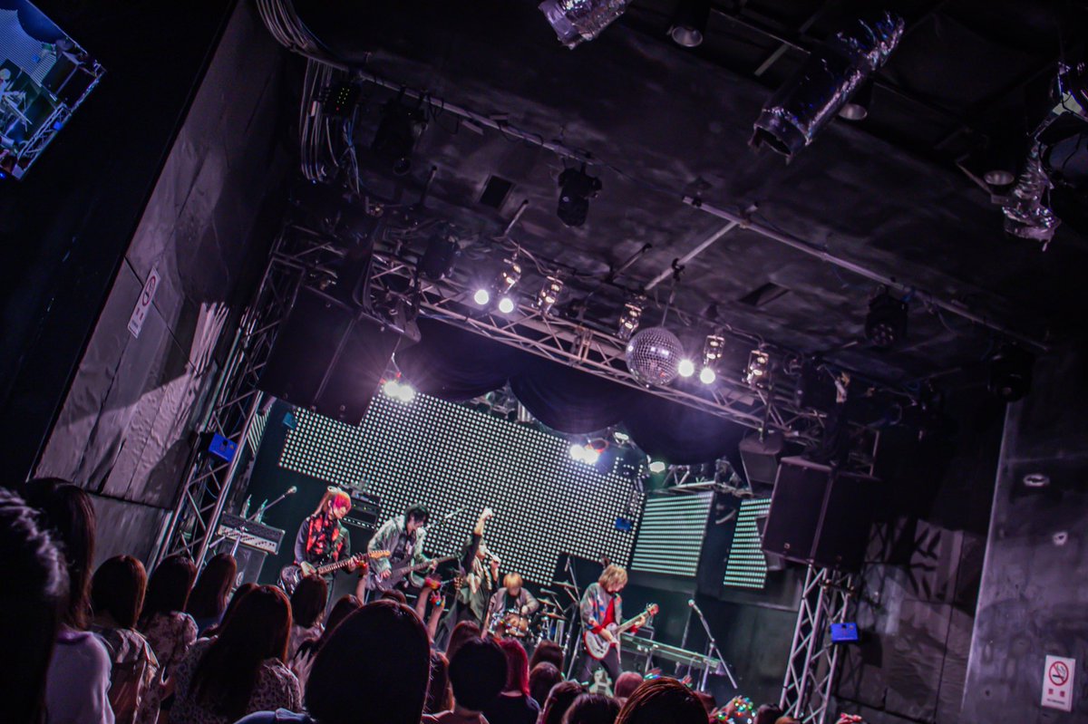anfiel_official's tweet photo. 2022.10.05 渋谷REX
anfiel LIVE TOUR 2022 「NO PAiN,NO GAiN」
翔梧バースデー公演、ご来場ありがとうございました！🕊

#anfiel https://t.co/DNfCCqp21o