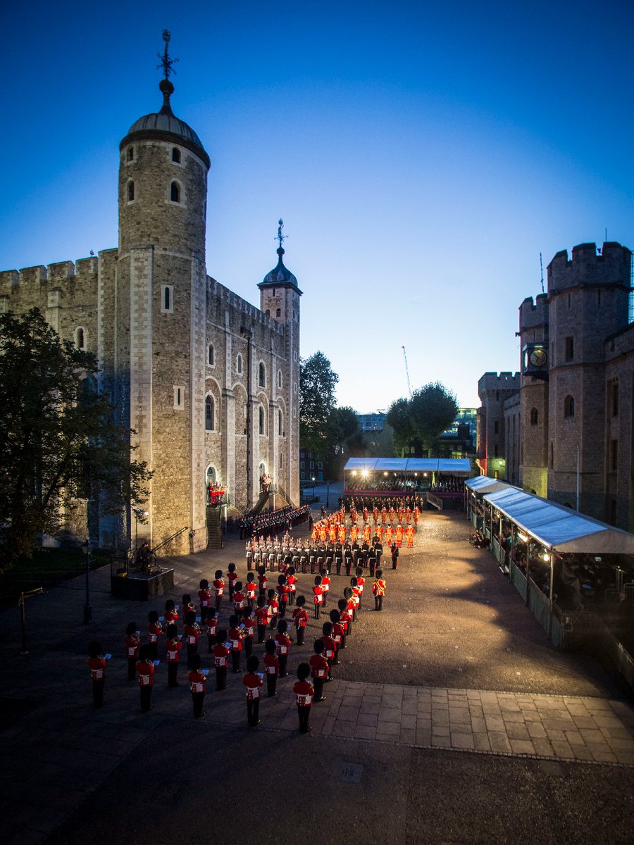 🚨 LIVE on Twitter tonight! 🚨 Don't miss the Constable's Installation at the Tower of London 🏰 🔴 ⏯ Watch Live, Wed 5th Oct 6.40pm (BST) 👇 fal.cn/3st1k