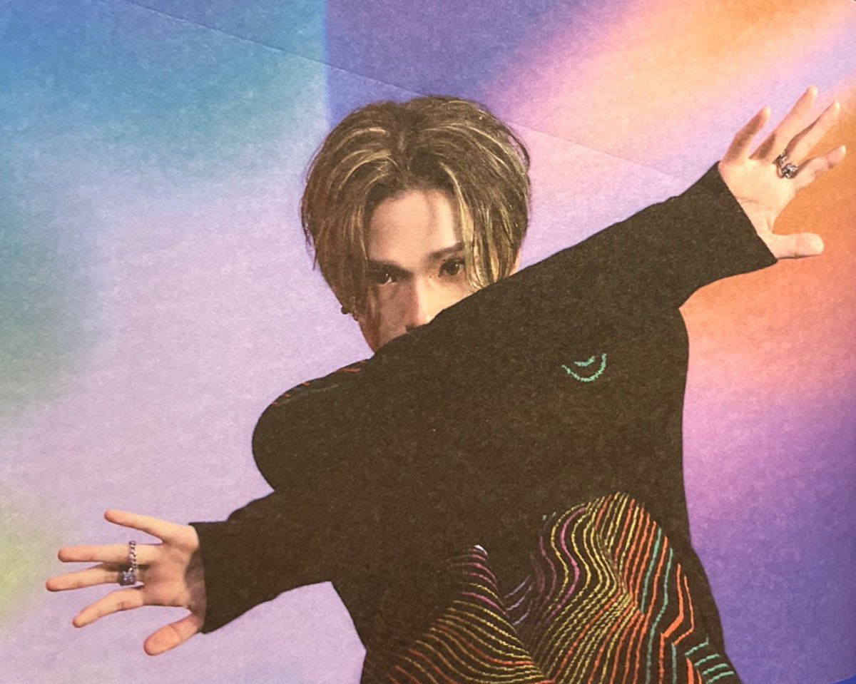 ดีมาก ดีที่สุด ตัวท๊อปวิชวล😭

©️asachikun