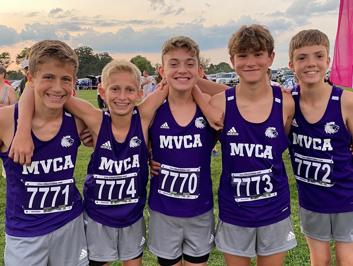 mvcaathletics's tweet image. 🦁👟Varsity Boys XC come in 5th out of 20 schools at the CHCA Invitational —with the 4 leading teams being D1 and D2 schools! MS place 5th /20 in their race💥Let’s GOOOOO Lions! Way to run! #theyrunfast 
Race Results: live.finishtiming.com/meets/494165/e…