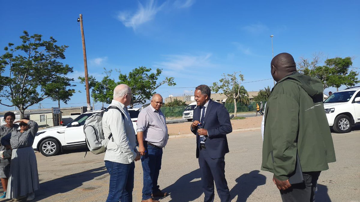 WCEDP's tweet photo. WFP regional director @hmemghestab joins today's food #learningjourney session in Worcester, learning about food flows in Zwelethemba and seeing this place-based participatory action research methodology in action. @foodsecurityZA @SAFoodlab @WCEDP #partnership https://t.co/fWgJ02RYKK