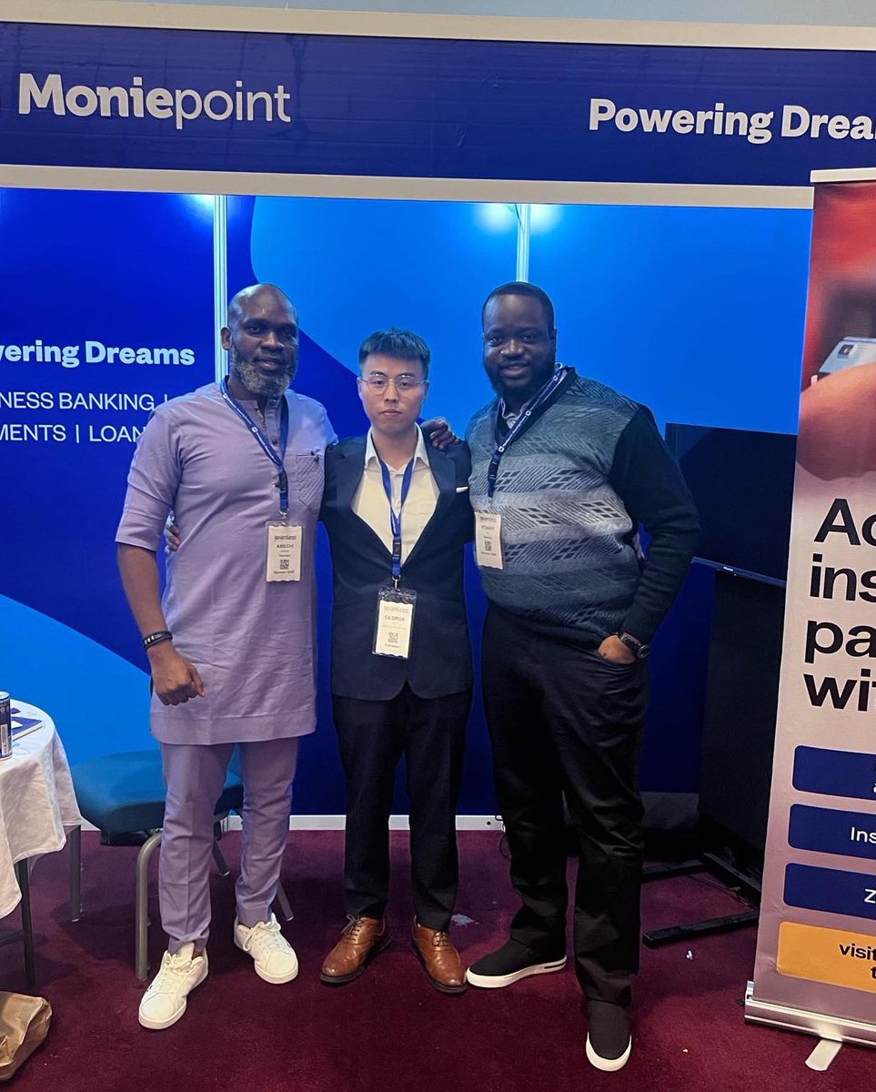 moniepoint's tweet photo. Find us in Kenya! We are at Seamless Africa tech and innovation summit for banks and Fintech, and our #Aptians are representing.
Say hi and meet the team! We always come bearing gifts 😉
#SeamlessAfrica #Kenya #TeamApt https://t.co/pUAFydIh1v