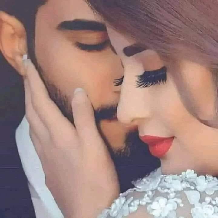 ما كـتبت الـشـعـر الإ لأجـل عـينيك
ولا همسـت بـكـلماتى الا لتسمعها اذنيك
ولا ارسلت قـبلة الإ لستقـر على شهد شفتيك
ولم اشعـر بلـمـســة حـب الإ مـن يـديــك 
احبك
سـأرسـمـها لـكي حـبيبتى فى كـل مـكـان
و الونـهــا لـكي بـأجــمــل الألــــوان