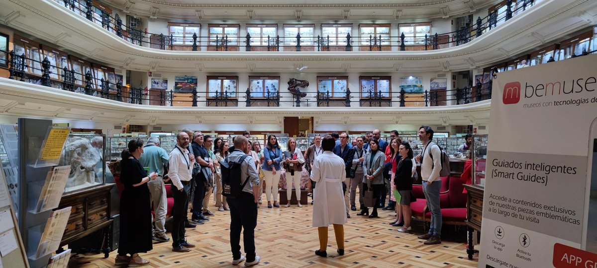 FGCSIC's tweet photo. Tras una visita por el espectacular museo del @IGME1849 la jornada ha finalizado con una sesión de networking. https://t.co/zFA6a3BbIv