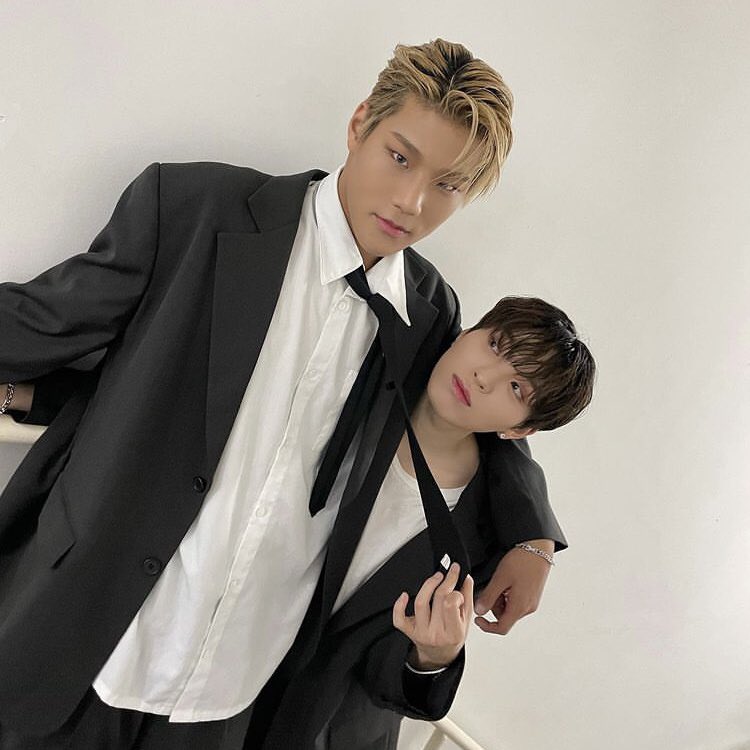 junseoarchives's tweet photo. 🖤
————————
© instagram 
   acc : official.dkb 
#DKB #다크비 #황준서 #준서 https://t.co/vbhUtG3lRc