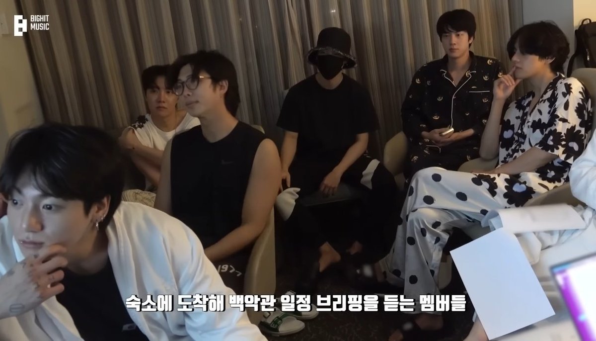 บังทันกะชุดพร้อมนอนคือหล่อแบบตะคอก