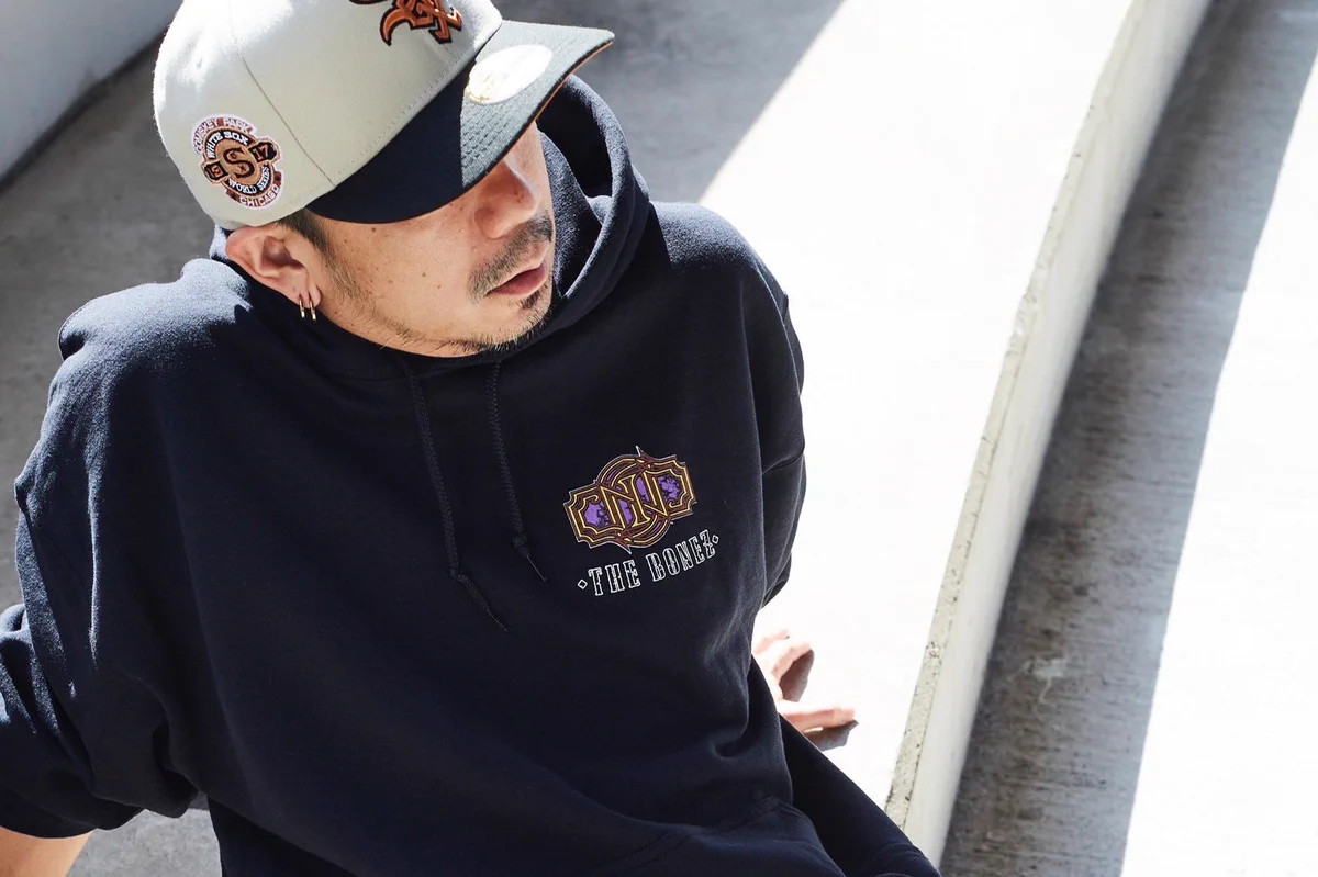 ミュージシャン The BONEZ Tour 2022 SKULL CROSS HOODIE FeTDetFaUAA3q3f?format=webp&