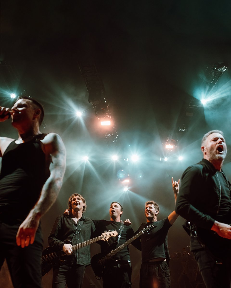 Wow… What a tour! Thank you from the bottom of our hearts to anyone who came out to see us on the ‘𝐃𝐀𝐑𝐊𝐄𝐑 𝐒𝐓𝐈𝐋𝐋’ EU/UK tour. That was one for the books!

📷 <a href="/LucasEnglund/">Lucas Englund</a>