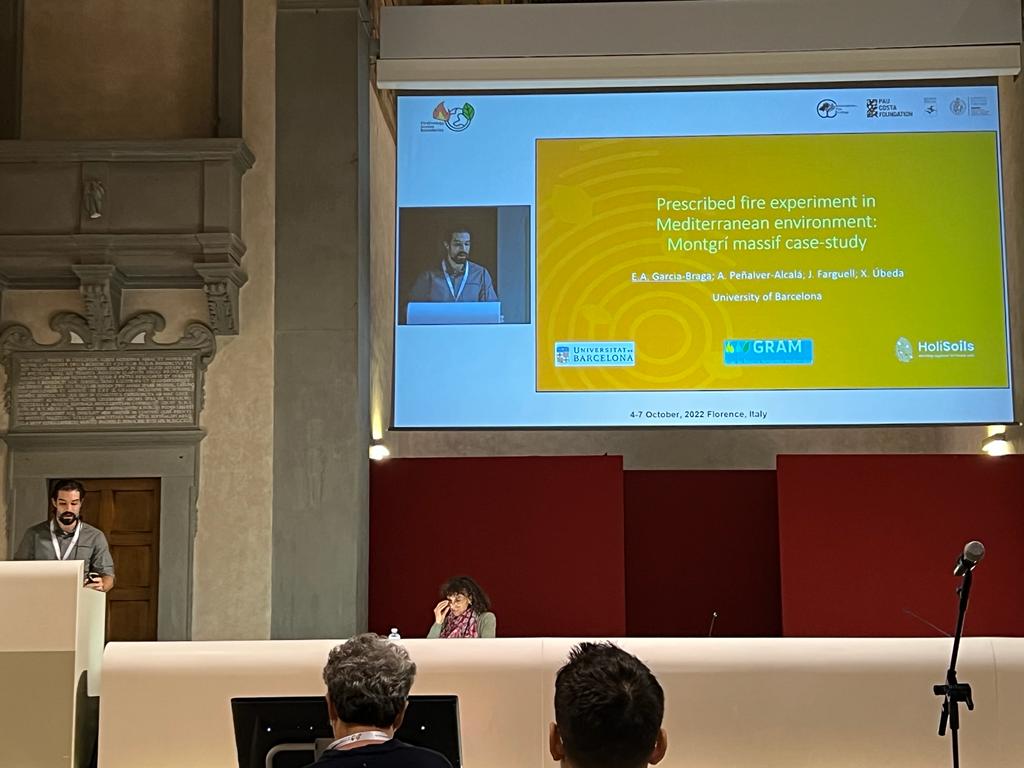 Xavier Ubeda (@xubeda) on Twitter photo Eduardo Garcia Braga <a href="/GramUB/">GRAM</a> presenting at the Fire Ecology Across Boundaries: Connecting Science And Management Congress in Florence. First results of the #prescribedfire Montgrí plot <a href="/holisoils/">HoliSoils Project 🇪🇺</a> project. #GRAF <a href="/PauCostaF/">Pau Costa Foundation</a> #soil <a href="/edu_sagi/">Eduardo Garcia</a> <a href="/Antp901/">Peñalver-AlcaláA</a> <a href="/jfarguell/">Joaquim Farguell</a> Eduardo Garcia Braga <a href="/GramUB/">GRAM</a> presenting at the Fire Ecology Across Boundaries: Connecting Science And Management Congress in Florence. First results of the #prescribedfire Montgrí plot <a href="/holisoils/">HoliSoils Project 🇪🇺</a> project. #GRAF <a href="/PauCostaF/">Pau Costa Foundation</a> #soil <a href="/edu_sagi/">Eduardo Garcia</a> <a href="/Antp901/">Peñalver-AlcaláA</a> <a href="/jfarguell/">Joaquim Farguell</a>