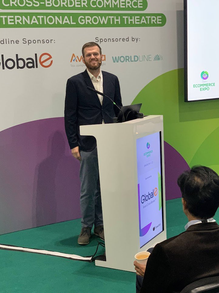 Na skok v Londýně na konferenci eCommerce Expo, aneb <a href="/PenkalaJ/">Jenda Penkala</a> přibližuje účastníkům naši cestu, jak se chceme stát jedničkou v prodeji spodního prádla na internetu v Evropě. 
#ecommerce #london #europe #astratex #lingeries #eshop