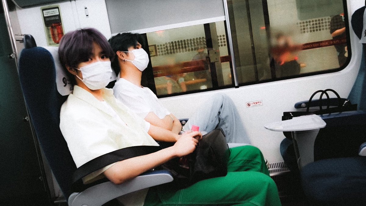 archivescbg's tweet photo. the cutest photo sequence of beomgyu you’ll see today https://t.co/rOB4qRiILW