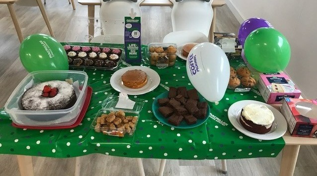 peoplesafe's tweet photo. Today we are holding a @macmillancancer Coffee Morning in our Epsom office! Join us and #RaiseAMug in support of this fantastic cause! 

#MacmillanCoffeeMorning #BakeaDifference https://t.co/C5ZYb7h8Y5