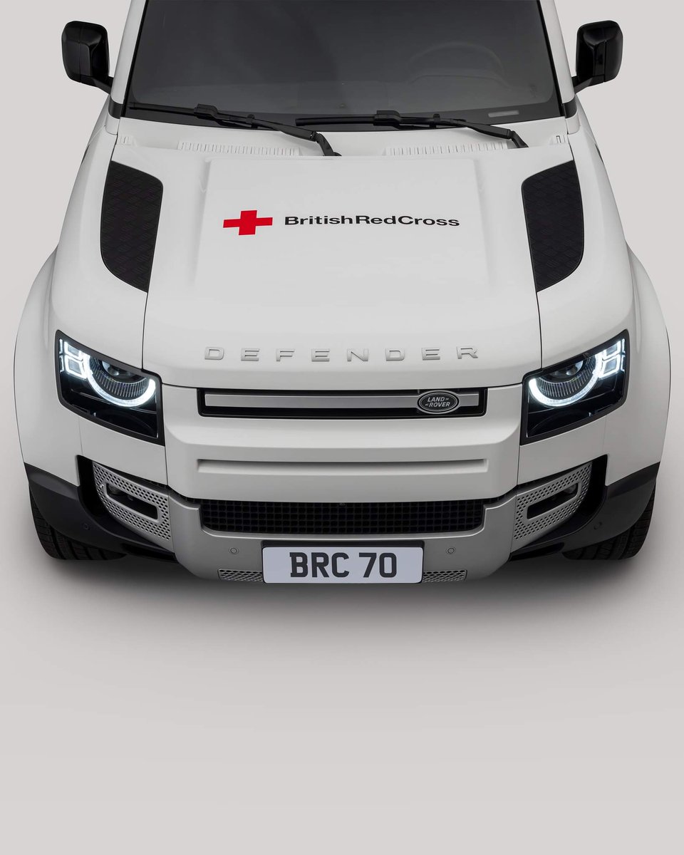 JLR_Mayfair's tweet photo. His hospital affiliation Mayfair The Duke, #LandRover loves family. 🏆✨ https://t.co/6DIhPCxrXx