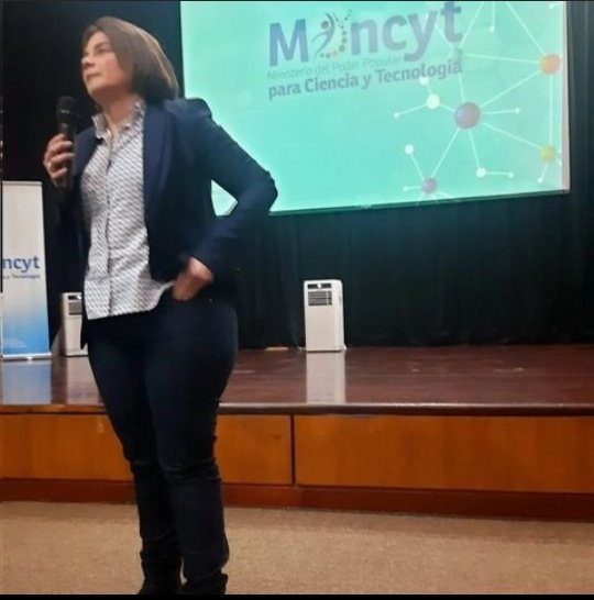 Mntra <a href="/Gabrielasjr/">Gabriela Jiménez</a> expresó que el Gobierno viene trabajando en una política para abordar el tema de la violencia digital 🖥️.

#RevoluciónAgraria 

<a href="/Mincyt_VE/">Ministerio del P. P para Ciencia y Tecnología</a> 
<a href="/NicolasMaduro/">Nicolás Maduro</a> 
@MiriamMayorgaC 
<a href="/Mercede073/">🍂 мєяςє_fιиα2🍂</a>