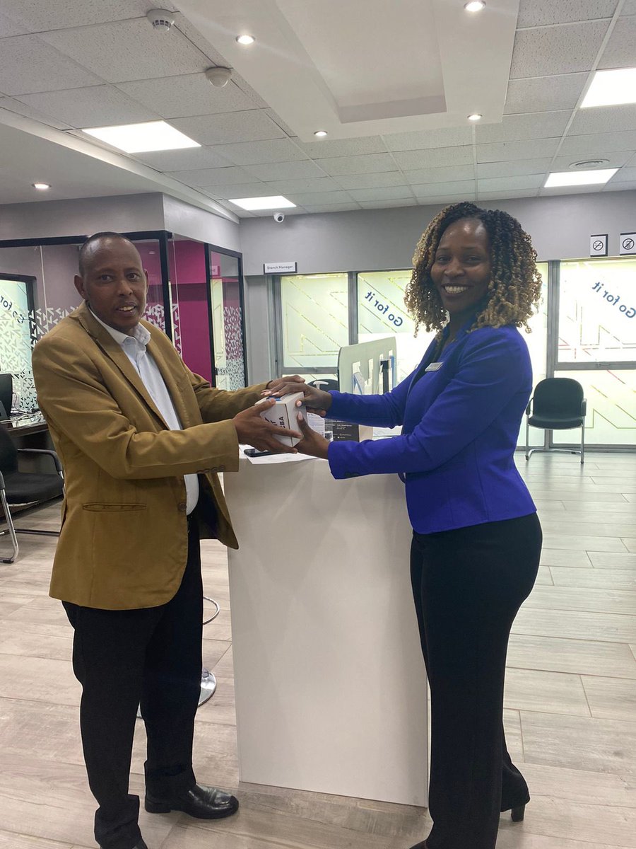 NCBABankKenya's tweet photo. Today we thank our customers who have visited our branches with branded merchandise. Happy Customer Service Week!#ServiceTheNCBAWay #SustainingCustomerInclusion #CustomerServiceWeek2022 https://t.co/PK8lvwGC8b