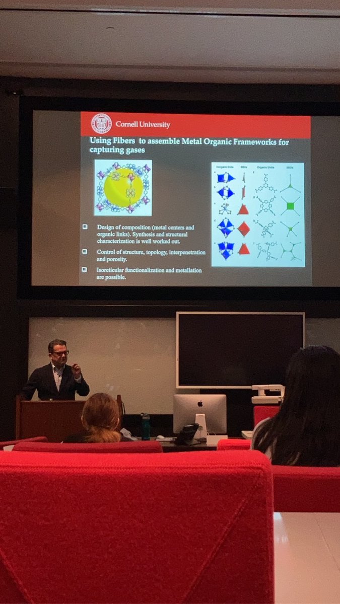 Taslim1007's tweet photo. “Sometimes, there is more complexity in designing the dress than making the molecule”-Prof. Juan Hinestroza

Such a beautiful, fun, and enlightening seminar by Prof. Juan Hinestroza from @CornellCHE.

Thank you for this amazing talk✨ https://t.co/eAsEMyg6HP