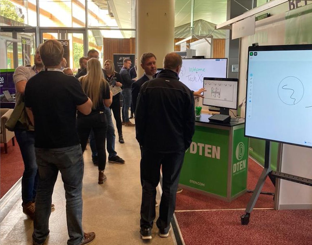 re_sauce_'s tweet photo. Super busy on the @DTEN_Global stand today at the @MidwichLtd Tech Exposed event! Doug Remington Charlie Barrell Amy Newton and Angela McCann all in action today! make sure you come and speak to the team! #dten #avtweeps #midwich #TechExposed https://t.co/tDhrjAmwKK