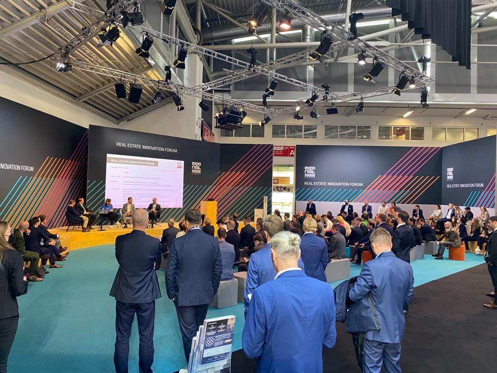Are price explosions for gas and electricity an existential threat for hotels? Experts will discuss this and how energy efficiency can be digitally controlled in hotels at the #EXPOREAL REAL ESTATE INNOVATION FORUM (Hall A3, Booth A3.250), starting 15:30. #realestate #property
