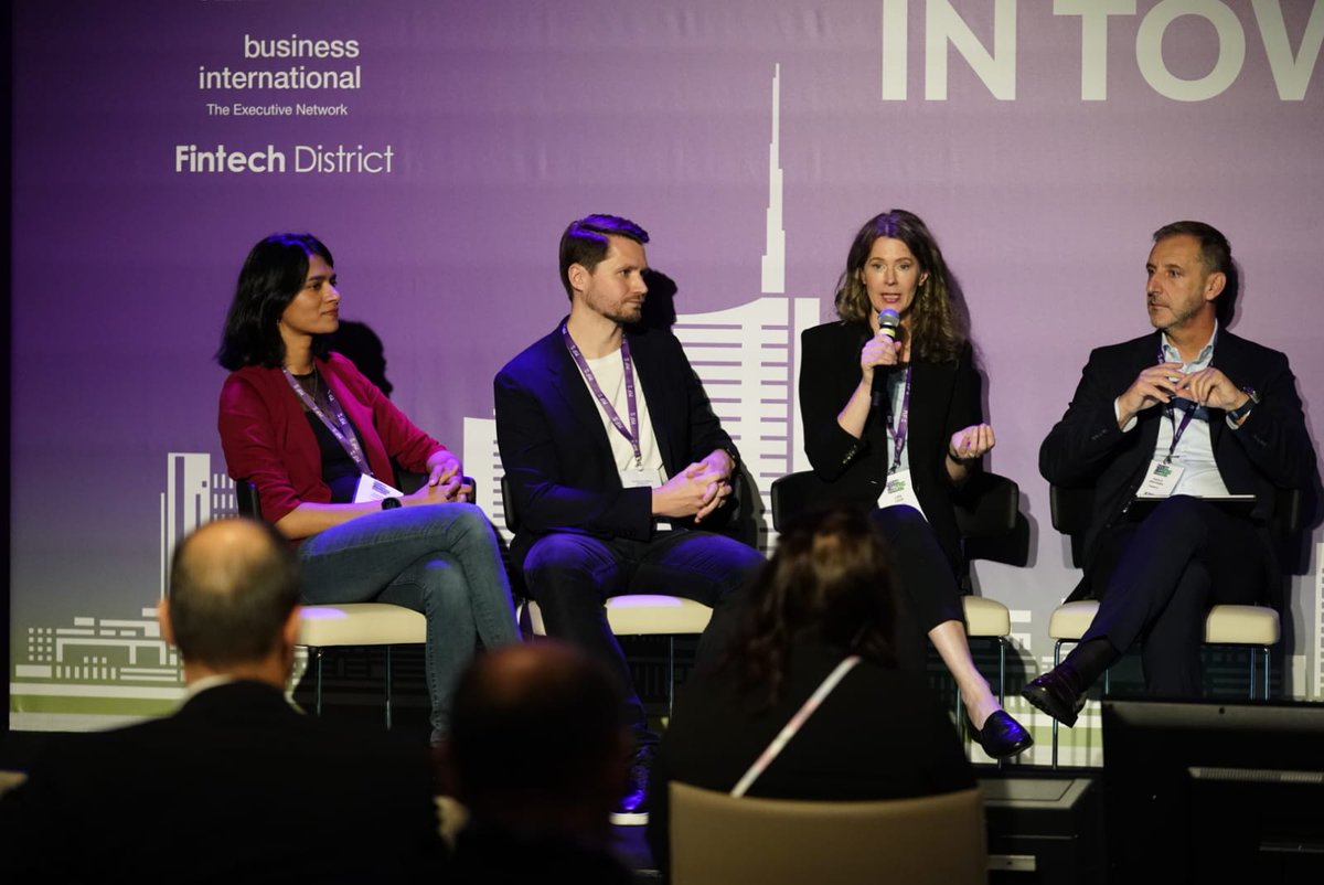 MilanSummit's tweet photo. 💬 Meet the 4 Samurai
Meet 4 CEOs from #Fintech and #Techfin companies. Discover through questions and confrontation their point of view on Open Collaboration!
Speakers 🎤
Shalini Kurapati
Paolo Zaccardi
Aaro Sosaar
Lisa Loud CEO
Alessandro E. Hatami
#MFS #MFS22 https://t.co/CTc9vmCma1