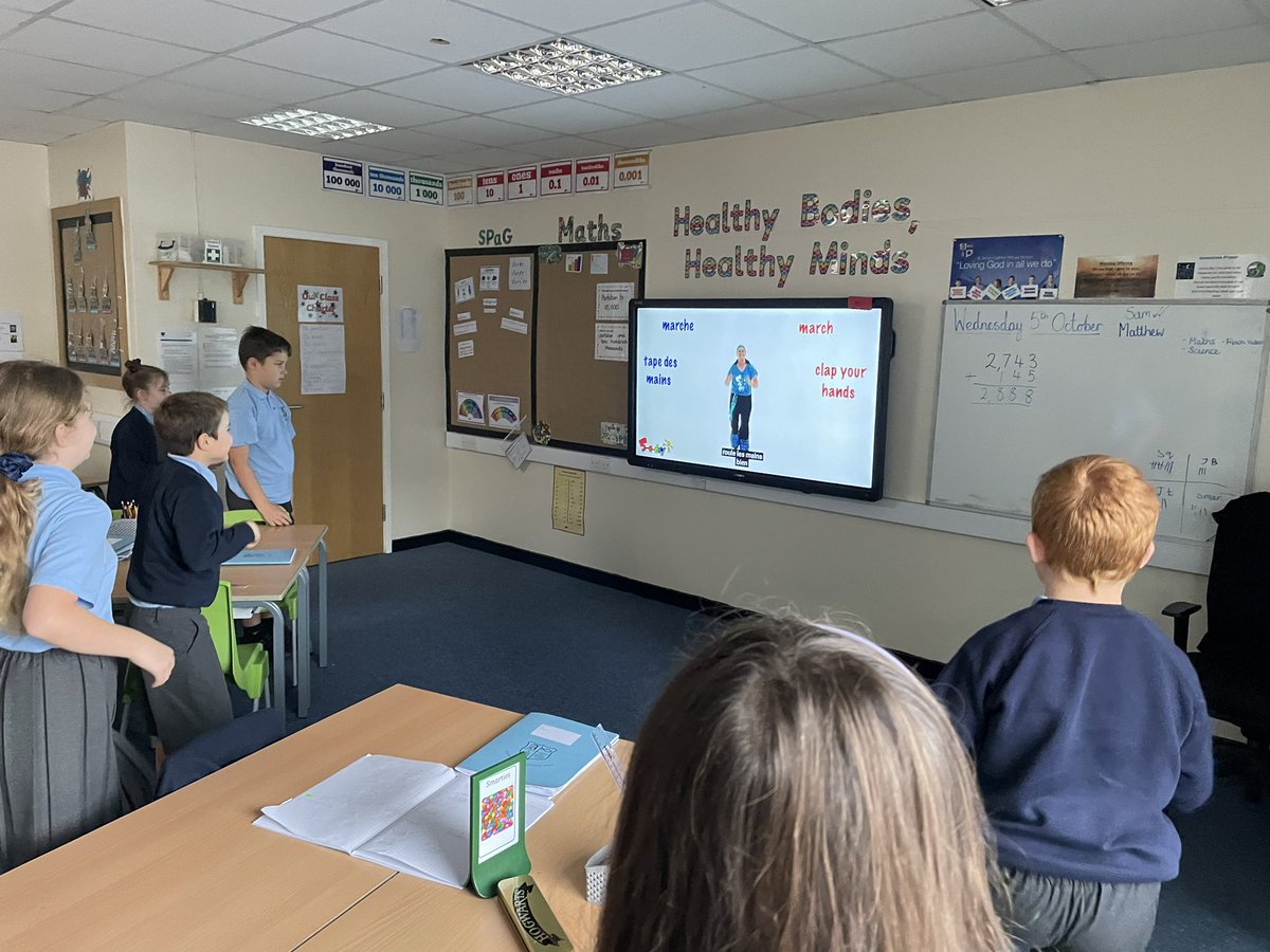 class10CE's tweet photo. Class 10 had lots of fun during brain break completing their exercises in French #keepfit #french #dayoflanguages https://t.co/1Wkun1KPAY