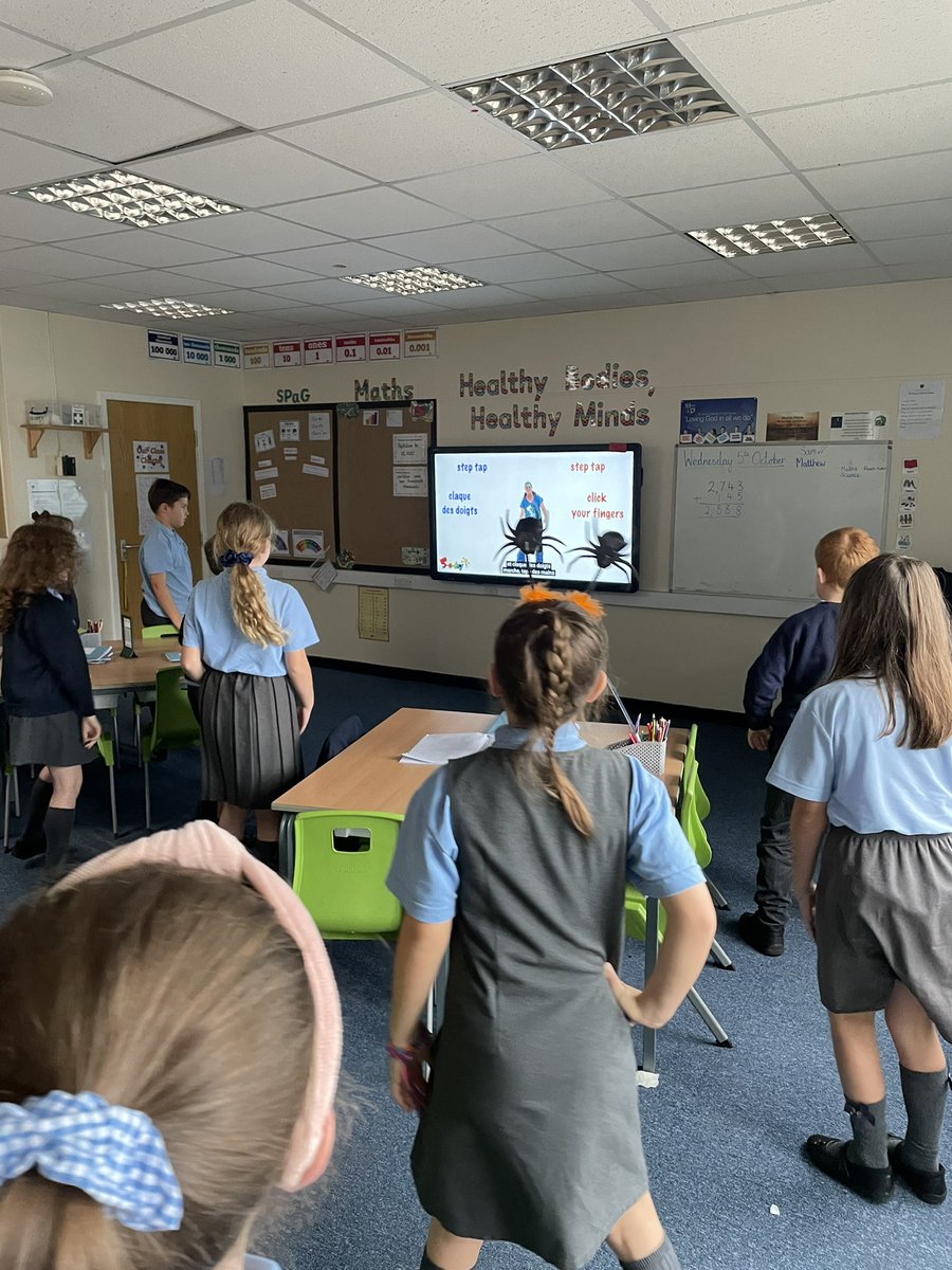class10CE's tweet photo. Class 10 had lots of fun during brain break completing their exercises in French #keepfit #french #dayoflanguages https://t.co/1Wkun1KPAY