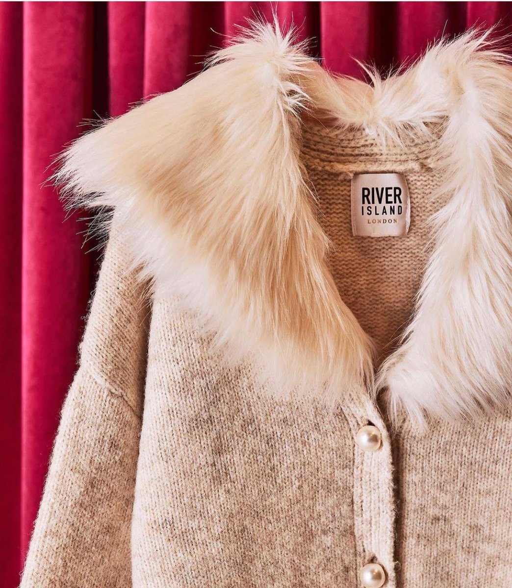 Shop_Sailmakers's tweet photo. Certainly time for knitwear again!
@riverisland has all your cute yet cosy knitwear needs sorted.
#riverisland #winter #knitwear #cosy #cute #sailmakers #ipswich https://t.co/3htDEZlgfW